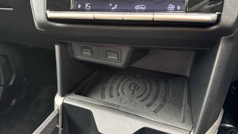 Vauxhall Frontera 83kW GS 44kWh 5dr Auto Electric Estate